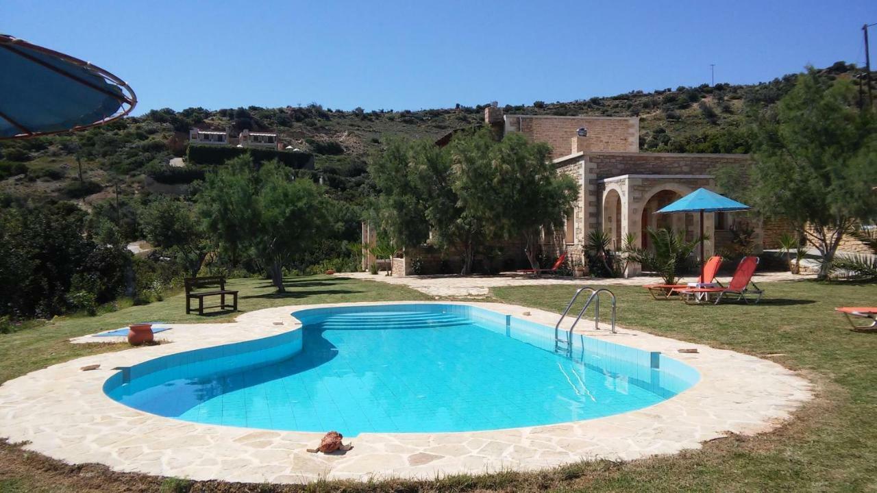 Villa Petra-Mare à Triopetra Extérieur photo